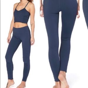 Blue leggings (doesn’t include crop)